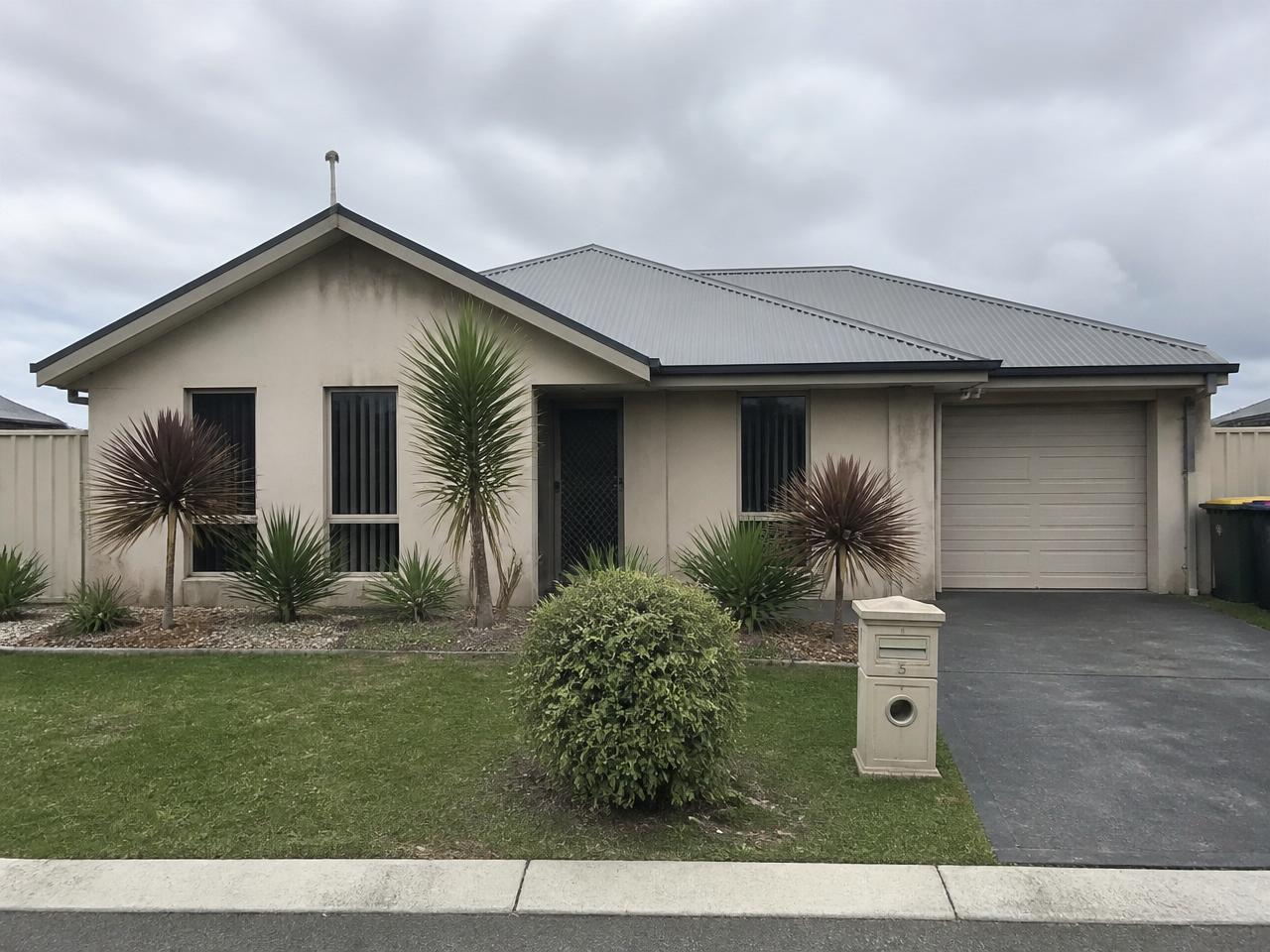 Before — Full Exterior House Washing